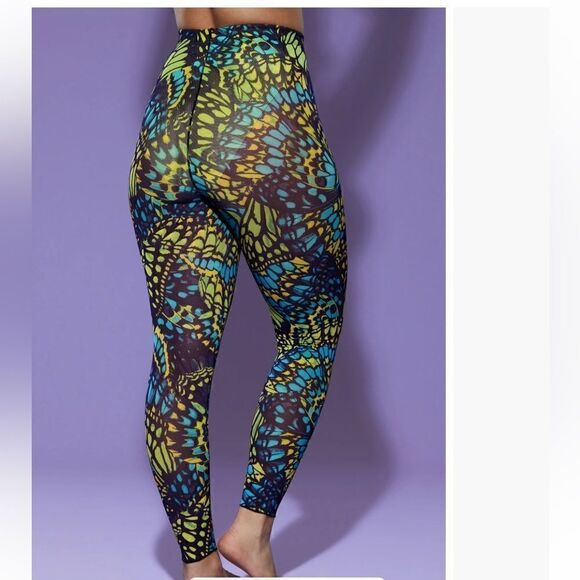 Yitty by Lizzo Mesh Me Smoothing High Waist Legging in Bright Ass Blue Buttafly - Picture 15 of 15